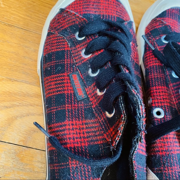 Rocket Dog Shoes Size 9 Rocket Dog Buffalo Plaid Sneakers Poshmark